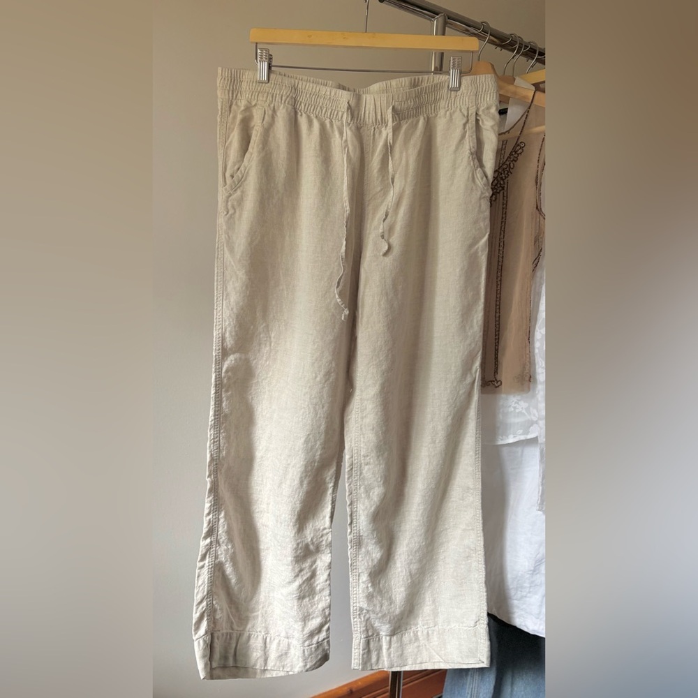 L.L. Bean Light Beige Drawstring Linen-Blend Pants